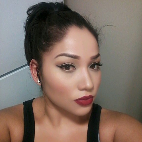 Meet your Posher, Tania - Picture 1 of 1